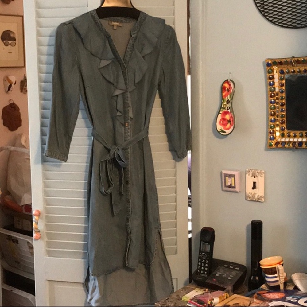 Dress - Picture 2 of 2